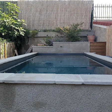 Maison De Charme, à 2 Pas Du Centre De - Drome Hébergement de vacances *